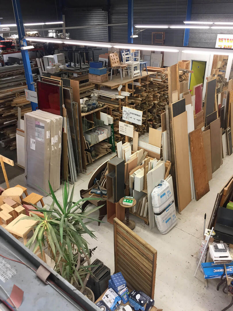 Recyclo'bat : la lutte contre la surconsommation 3 Recyclo'bat recyclage Toulouse bois carrelages sanitaires