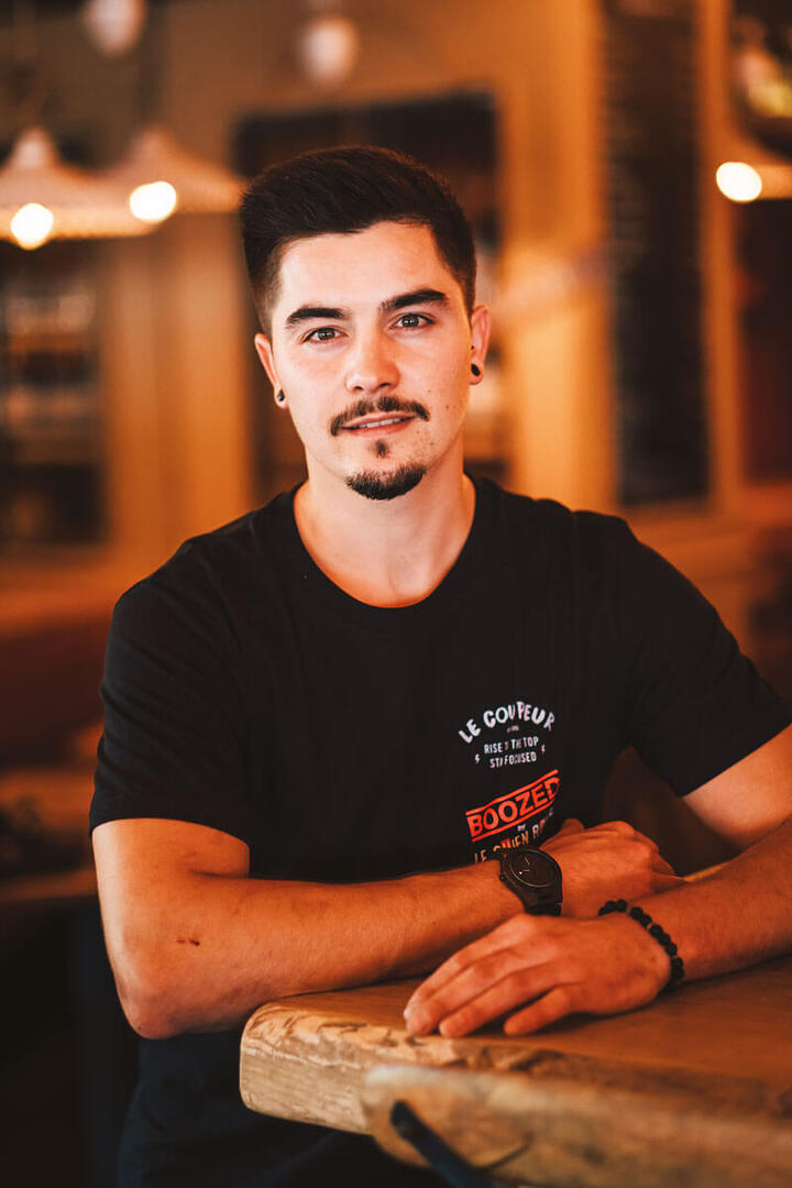 Corentin Cuq 1 corentin cuq artisan bois tarn