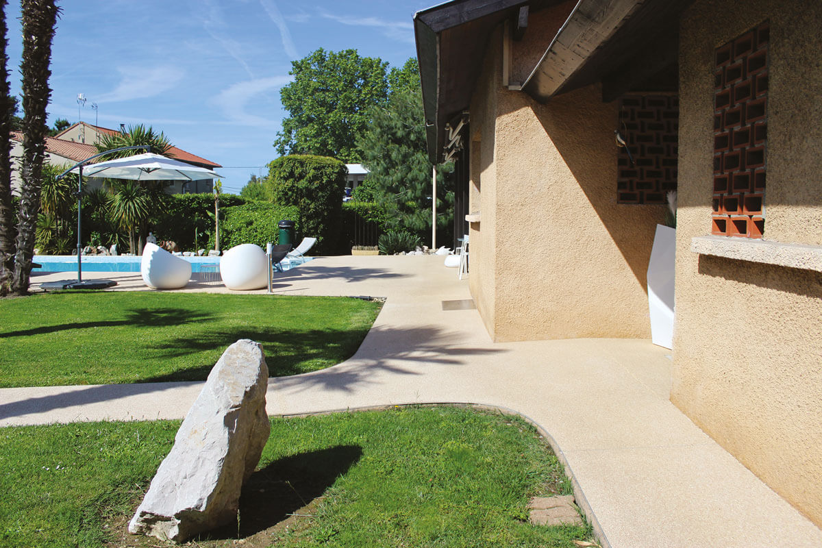Moquette de pierre à Fonbeauzard 5 outdoor piscine jardin toulouse
