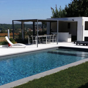 Piscine tendance à Bouloc, au nord de Toulouse