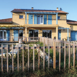 Maison écologique auto-construite à Fontenilles