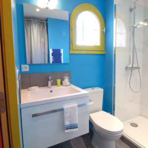 Nouveau look pour salle de bains exigeante