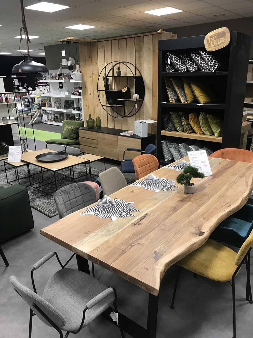 L'enseigne Arc en Ciel pendant le confinement 1 arc en ciel deco toulouse narbonne 01