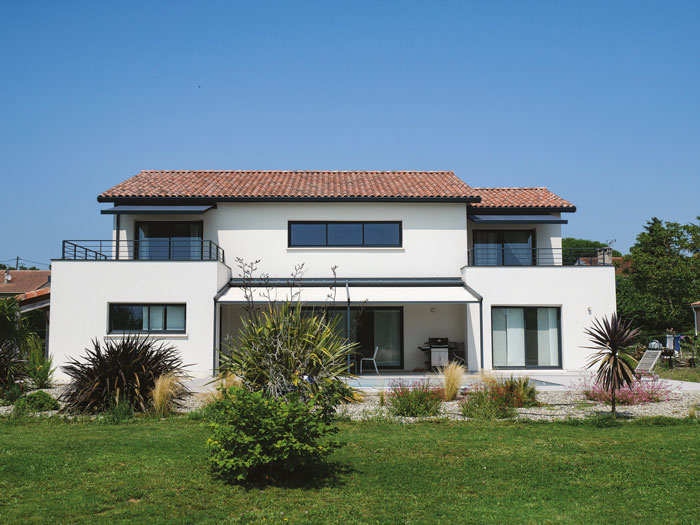 Stores & Pergola à 4 ans d'intervalle 1 monsieur store toulouse