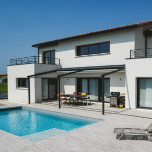 Stores & Pergola à 4 ans d&rsquo;intervalle