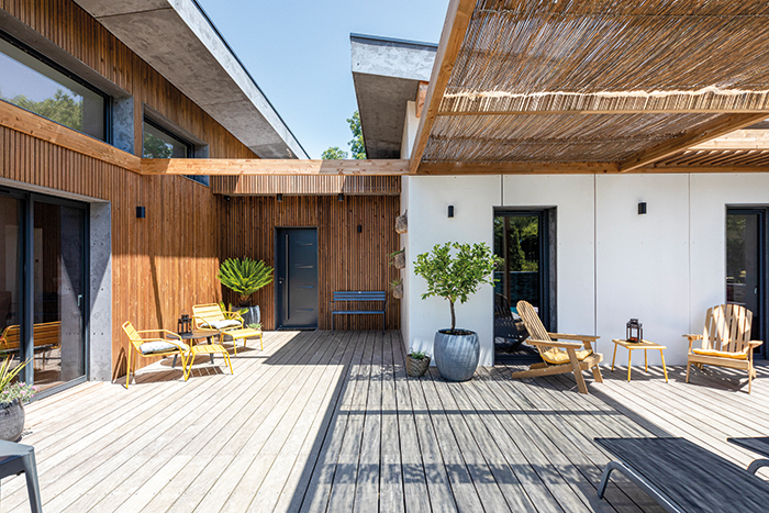 comment entretenir sa terrasse en bois conseils ma maison magazine 03
