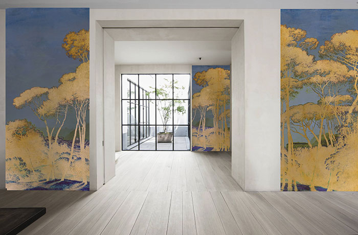 panorama arbres dorés sur fond bleu