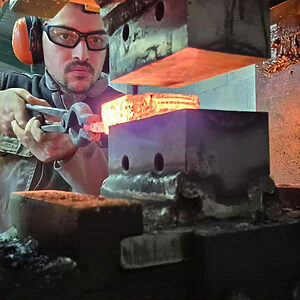 Aurélien Assemat, forgeron coutelier