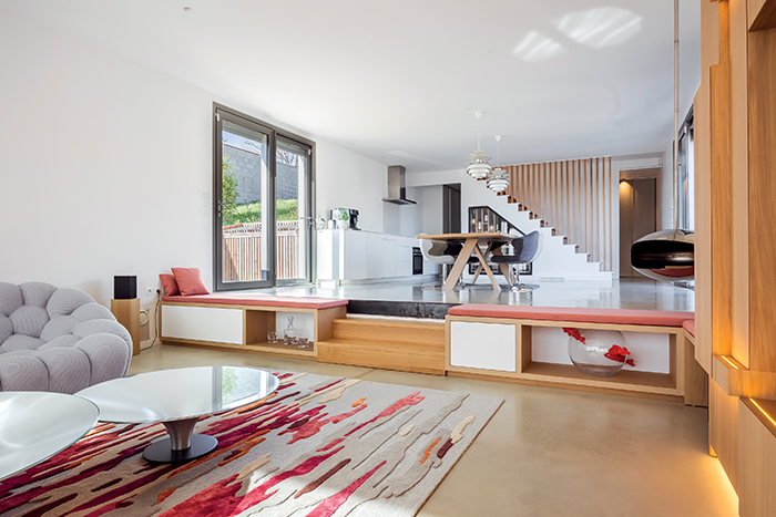 vue du salon de l'autre côté