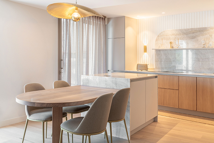 salle à manger tout en rondeur