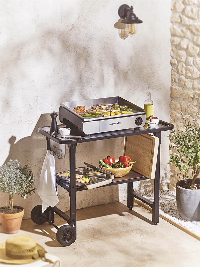 Cuisine en plein air avec plancha pro de Lagrange