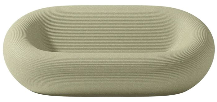 Salon à ciel ouvert avec le Sofa Nami de Qeeboo