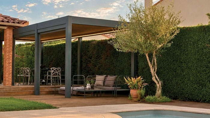 Balma un extérieur réinventé avec pergola en aluminium thermolaqué